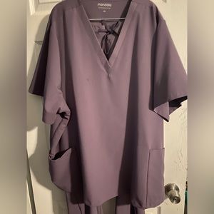 Mandala 4X purple scrub top